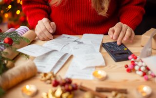 5 Financial Red Flags You Should Avoid This Holiday Season Maestro Wealth Advisors