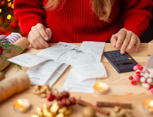 5 Financial Red Flags You Should Avoid This Holiday Season